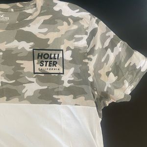 Hollister Graphic Tee